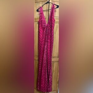 Lulu’s Fuchsia Sequin Gown, Size XL